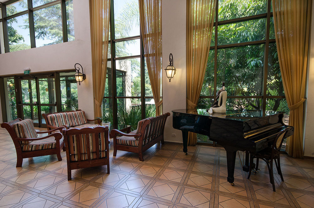 Hacienda Forest View Hotel Hotel *